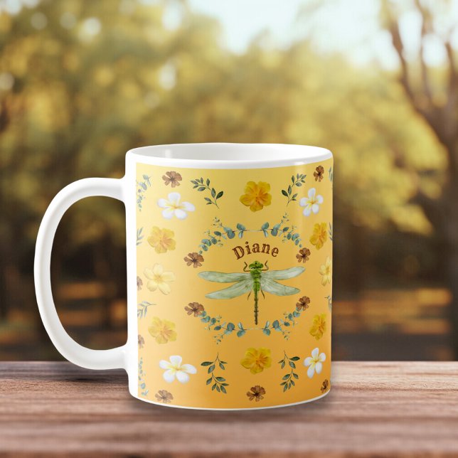 Caneca De Café Dragonfly em Flores Douradas, Verdes, Amarelas (Criador carregado)