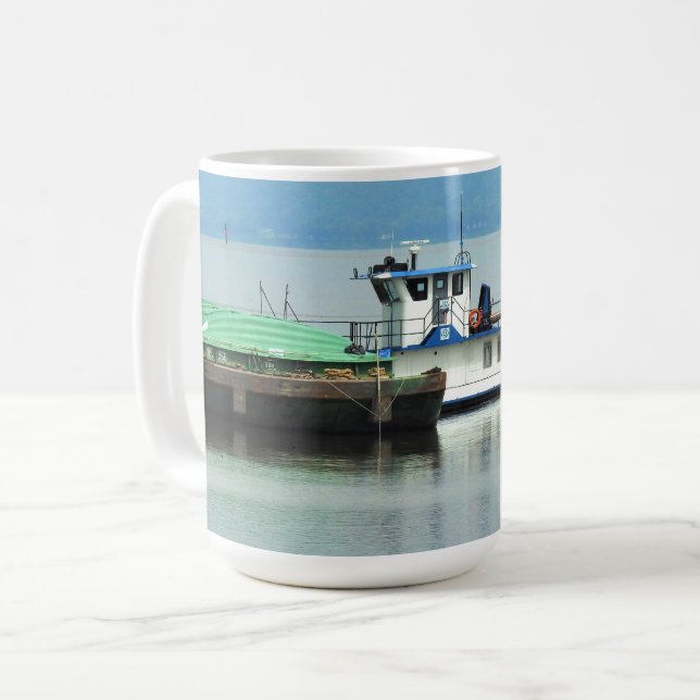 Caneca De Café Dubuque, Iowa Pusher Boat no rio Mississippi (Frente Esquerda)