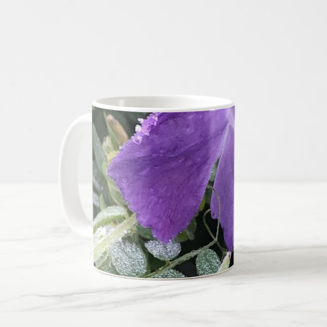 Caneca De Café Dusted Violets (Frente Esquerda)