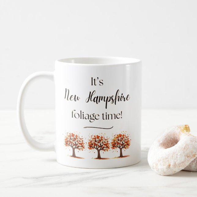 Caneca De Café É a folhagem de New Hampshire Mug (Com Donut)