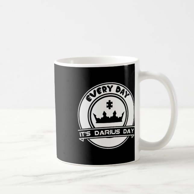 Caneca De Café É Darius Day Engraçado Meme - Celebrar Amor (Direita)