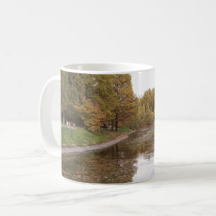 Caneca De Café Edição Lago de Outono Dourado
