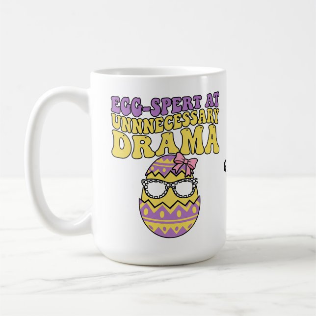Caneca De Café Egg-spert At Unnecessary Drama Funny Retro Easter  (Esquerda)
