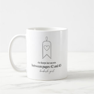 Caneca De Café Ela Guarda Seus Segredos Entre as Páginas 42 e 43 