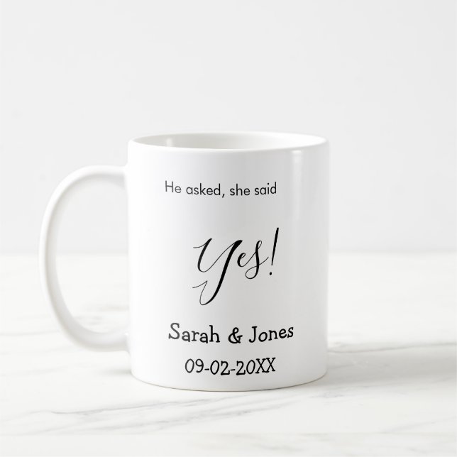 Caneca De Café Ele perguntou ela disse sim noivado simples minima (Esquerda)