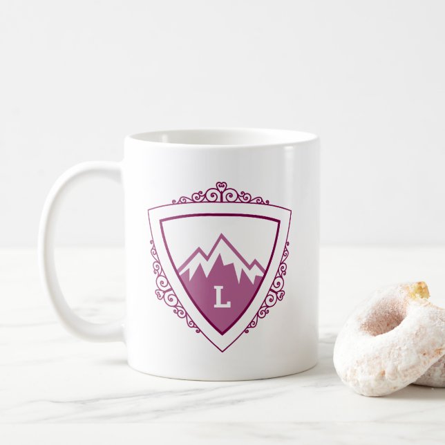 Caneca De Café Elegant Mountain Crest Monogram (Com Donut)