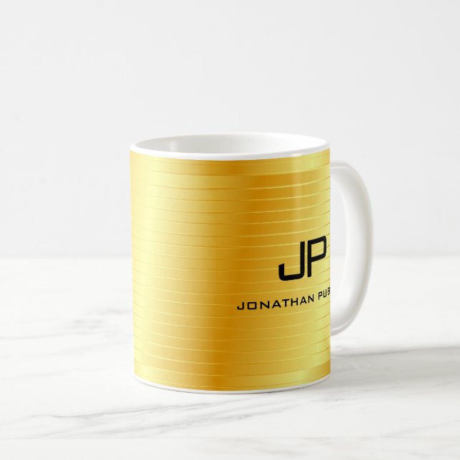 Caneca De Café Elegante Faux Dourado Monogrammed Modelo (Frente Esquerda)