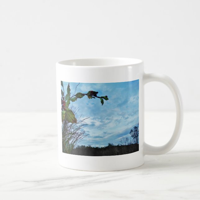 Caneca De Café Elegante Holly Christmas, céu azul (Direita)