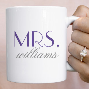 Caneca De Café Elegante Monograma Roxo da Sra. Casamento