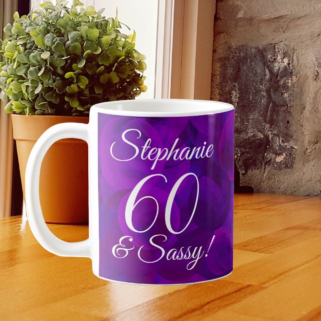 Caneca De Café Elegante Roxo 60 e Sassy Birthday Personalizado (Criador carregado)