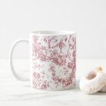 Caneca De Café Elegante Vintage Francês Gravado Floral Toile-Pink<br><div class="desc">Padrão elegante,  ornamentado,  cor-de-rosa e branco vintage toile de jouy,  com flores exóticas,  vinhas e folhagem interligadas com terras e cestos de rosas. Este padrão foi adaptado de um fragmento histórico têxtil francês cerca de 1910 na coleção Smithsonian. O padrão é de alta resolução,  mas não pode ser marcado.</div>