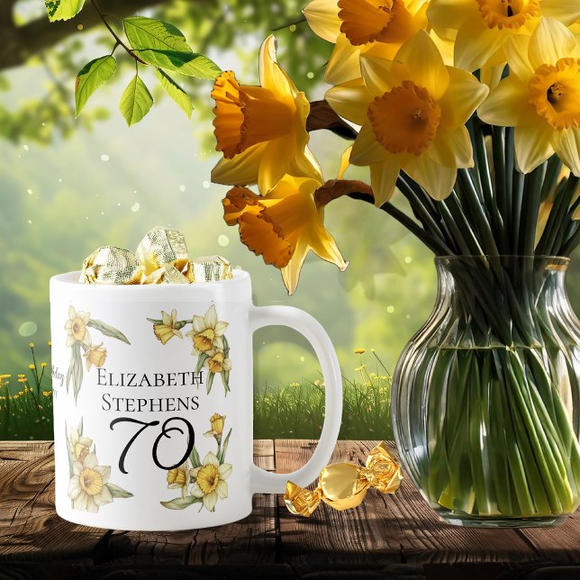 Caneca De Café Elegante Yellow Daffodils Floral 70 Birthday (Elegant Yellow Daffodils Floral "70" 70th Birthday Keepsake Coffee Mug)