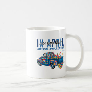 Caneca De Café Em abril, Vestimos o Puzzle do Caminhão de Consciê