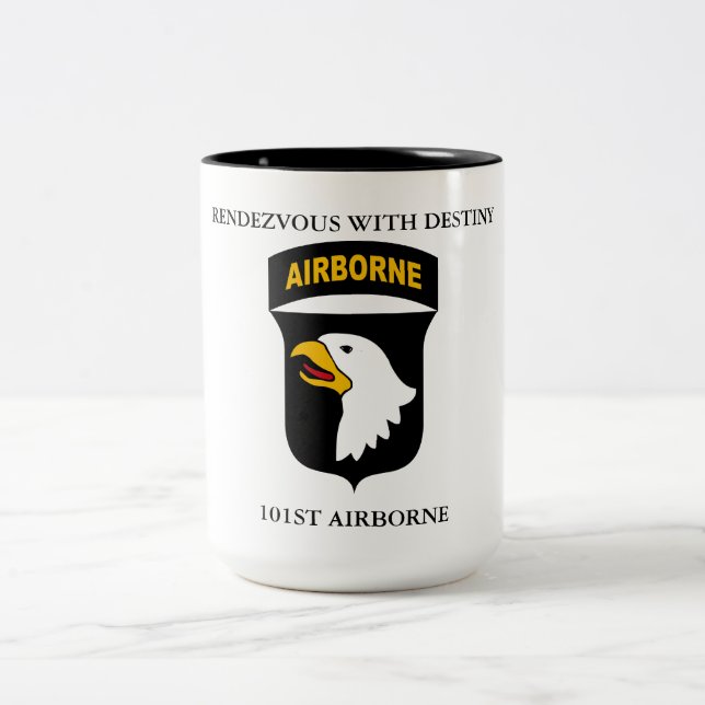 CANECA DE CAFÉ EM DOIS TONS 101RUA AERONÁUTICA RENDEZVOUS COM DESTINO  (Centro)