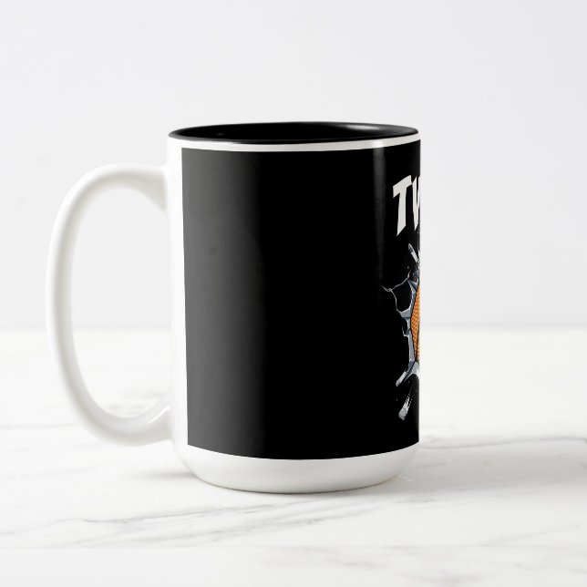 Caneca De Café Em Dois Tons 12 de basquete de 12 anos (Esquerda)
