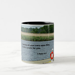 Caneca De Café Em Dois Tons 1 Peter 5:7 A fazer-lhe todo o cuidado...