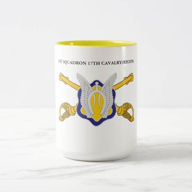 CANECA DE CAFÉ EM DOIS TONS 1RUA SQUADRON 17TH CAVALRY(RECUPERAÇÃO)  (Centro)