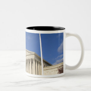 Caneca De Café Em Dois Tons A construção da corte suprema dos Estados Unidos