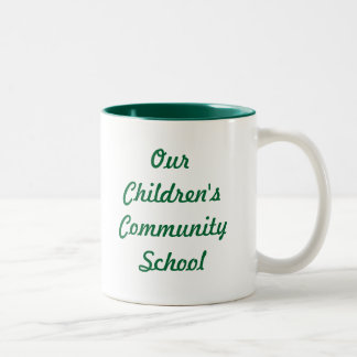 Caneca De Café Em Dois Tons A escola comunitária dois das nossas crianças