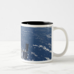 Caneca De Café Em Dois Tons A estação espacial internacional 14
