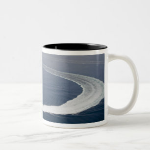Caneca De Café Em Dois Tons A independência litoral 4 do navio de combate