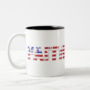 Caneca De Café Em Dois Tons A palavra "Fé" com a bandeira americana