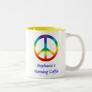 Caneca De Café Em Dois Tons A paz assina dentro cores de Chakra