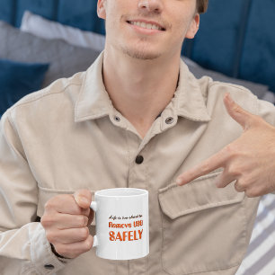 Caneca De Café Em Dois Tons A vida é muito curta para remover o humor engraçad