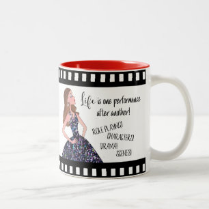 Caneca De Café Em Dois Tons A VIDA É Um Desempenho Depois Do Outro!