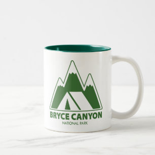 Caneca De Café Em Dois Tons Acampamento nas Montanhas do Parque Nacional Bryce