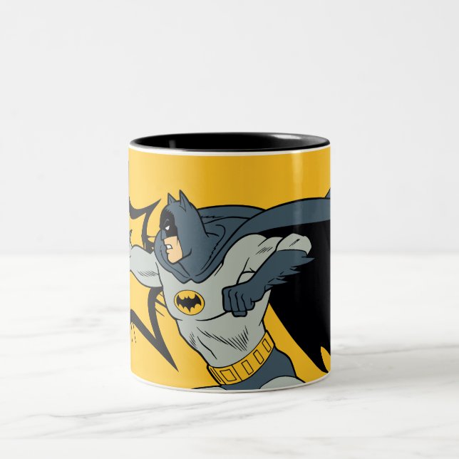 Caneca De Café Em Dois Tons Ação de perfuração dinâmica do Batman (Centro)