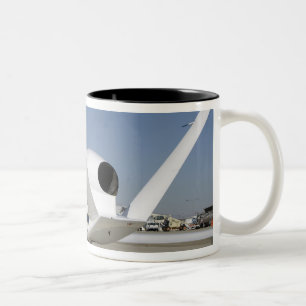 Caneca De Café Em Dois Tons Aeronave não tripulada Global Hawk