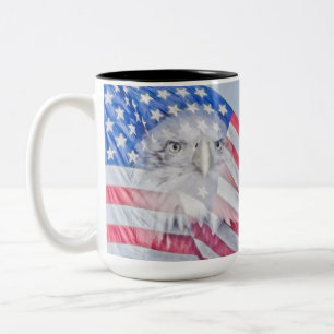 Caneca De Café Em Dois Tons Águia americana e a bandeira americana