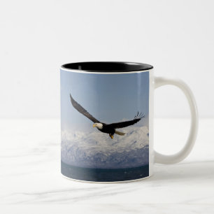 Caneca De Café Em Dois Tons Águia Americana em Voo, Haliaeetus leucocephalus, 