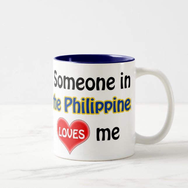 Caneca De Café Em Dois Tons Alguém nas Filipinas me ama (Direita)