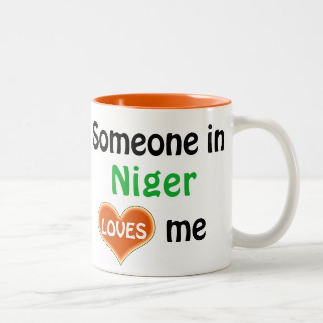 Caneca De Café Em Dois Tons Alguém no Níger me ama (Direita)