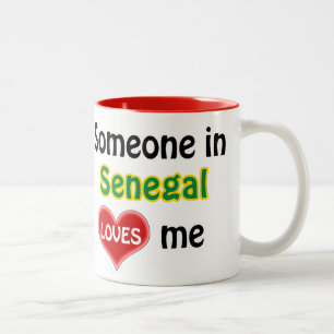 Caneca De Café Em Dois Tons Alguém no Senegal me ama
