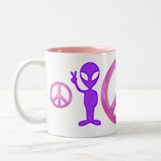 Caneca De Café Em Dois Tons Alienígena roxa da paz