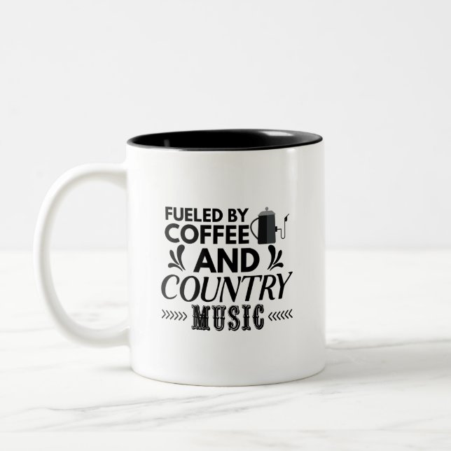 Caneca De Café Em Dois Tons Alimentado por Café e Música Country (Esquerda)