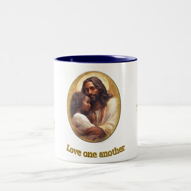 Caneca De Café Em Dois Tons Amem uns aos outros (Centro)
