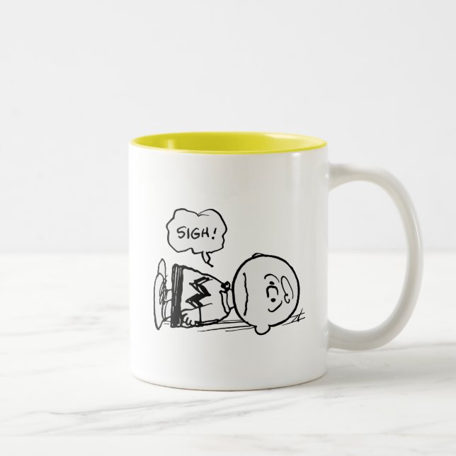 Caneca De Café Em Dois Tons Amendoins | Charlie Brown está abaixado (Direita)