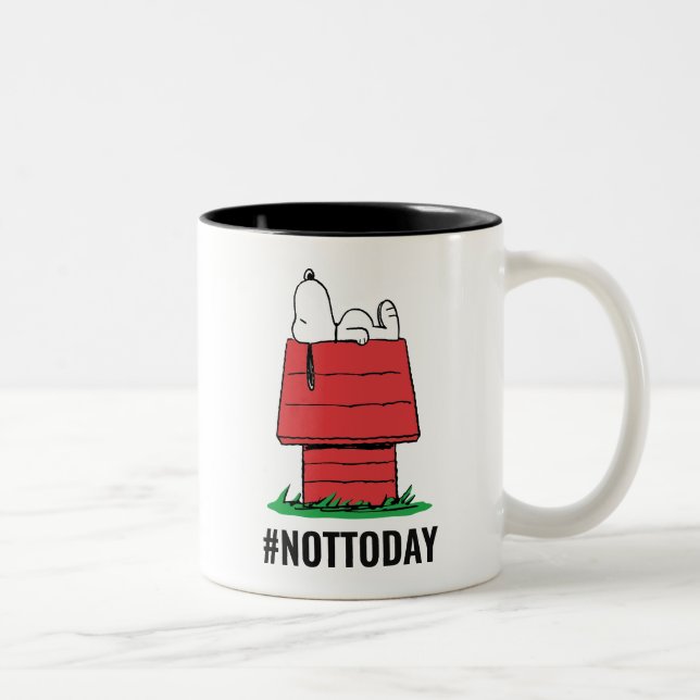 Caneca De Café Em Dois Tons Amendoins | Snoopy Dormindo (Direita)