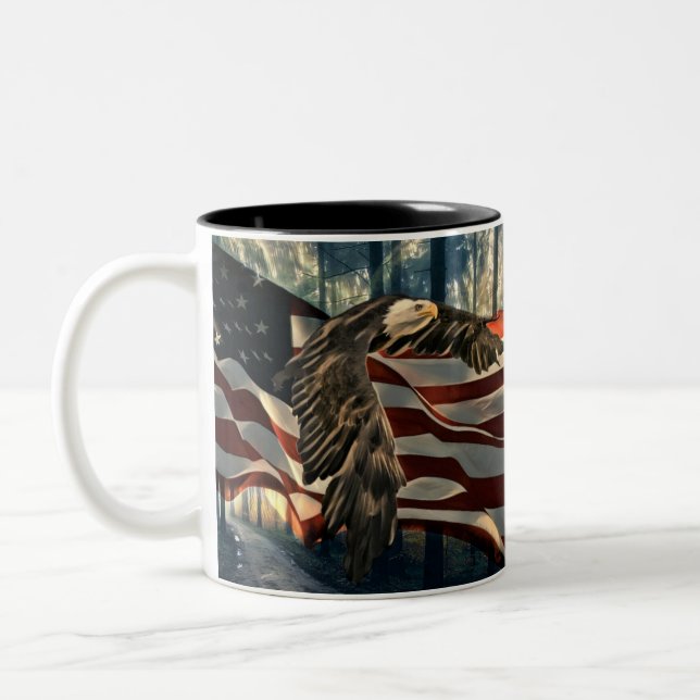 Caneca De Café Em Dois Tons American Flag Bald Eagle (Esquerda)