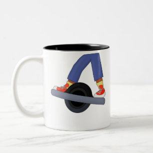 Caneca De Café Em Dois Tons Andar Esta Roda