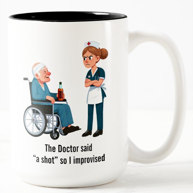 Caneca De Café Em Dois Tons Angry Nurse Scolding Drunk Patient (Criador carregado)