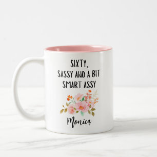 Caneca De Café Em Dois Tons Aniversário de 60 anos, Sessantona Sassy e um Pouc