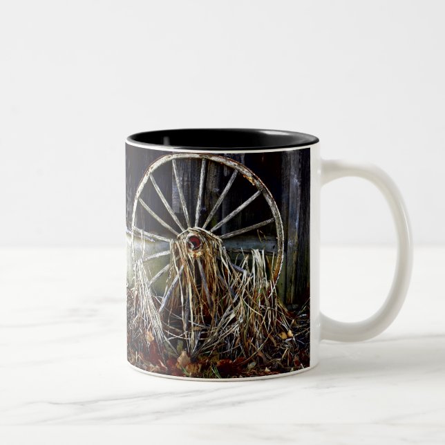 Caneca De Café Em Dois Tons Antiguamente Rustic Wagon Wheel Rural Art Mug (Direita)