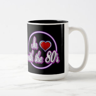 Caneca De Café Em Dois Tons Apaixonado Pelo Logotipo Retro Roxo Neon Mug