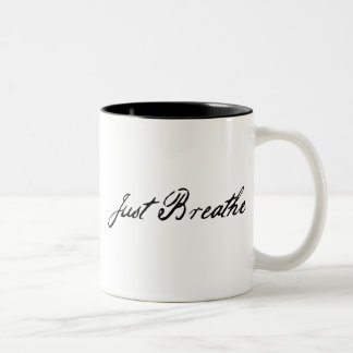 Caneca De Café Em Dois Tons apenas respire