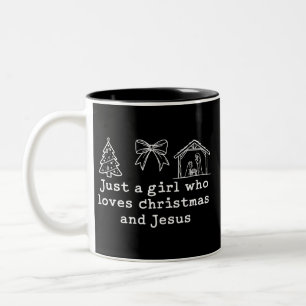 Caneca De Café Em Dois Tons Apenas uma garota que ama o Natal e Jesus Nativida